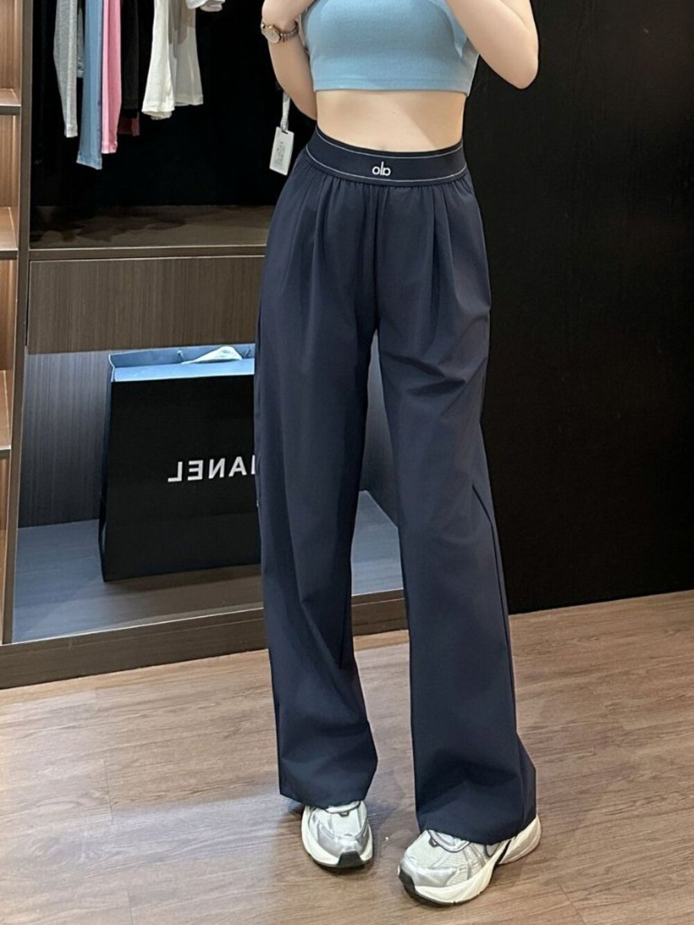 ☁️Dark Grey Wide-Leg Yoga Pants, ALO Yoga Regular Size 30”